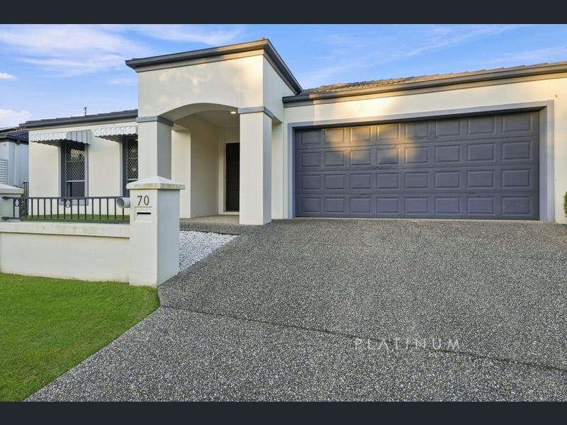 70 Harrier Drive, Burleigh Waters — photo 1 of 5