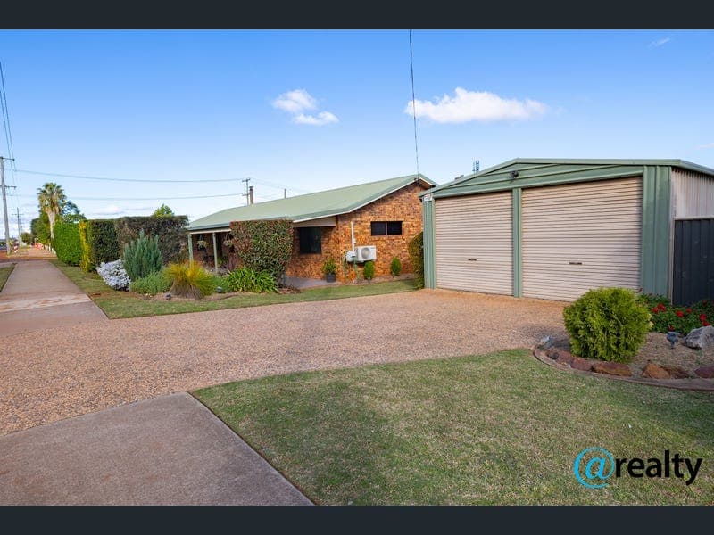15 Ian Street, Kingaroy — photo 1 of 5