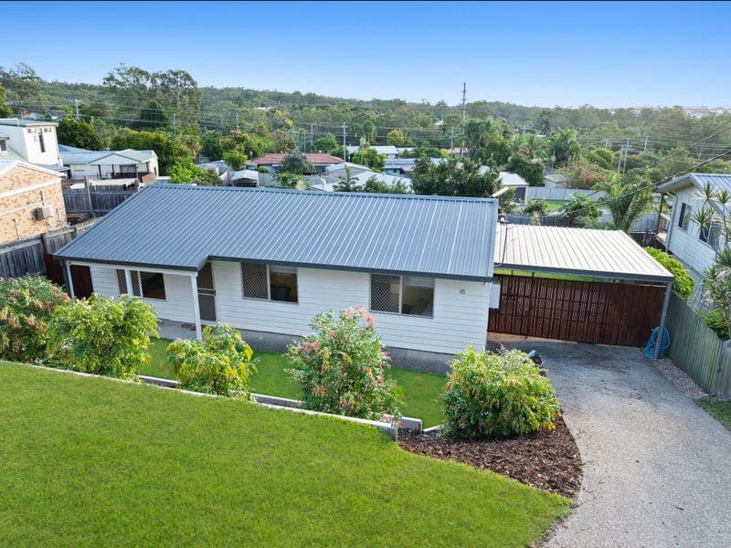 18 Amy Drive, Beenleigh — photo 1 of 5