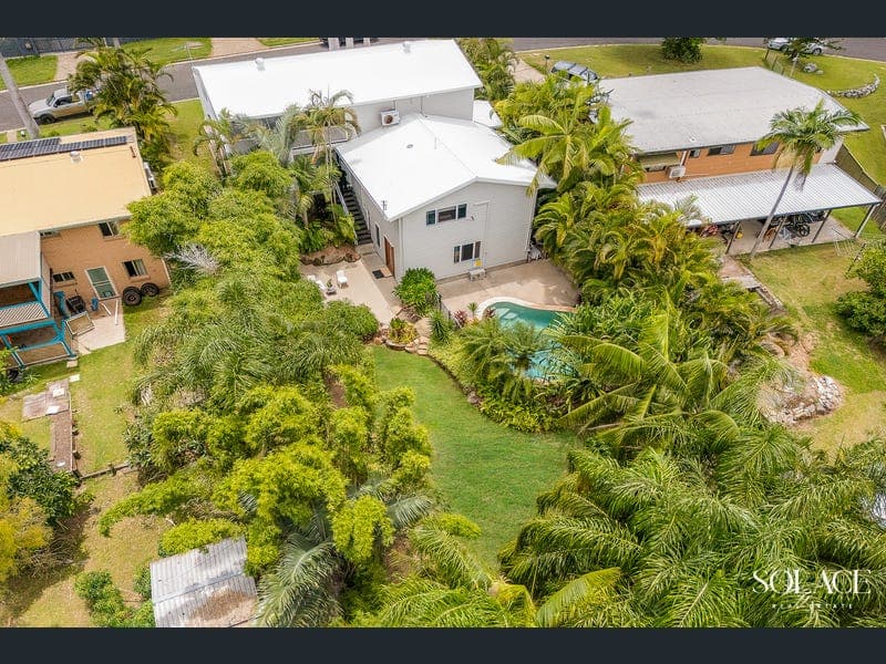 7 Wedge Street, Tannum Sands — photo 1 of 5