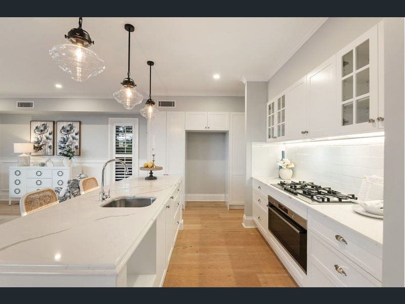 11 Dempsey Street, Annerley — photo 1 of 5