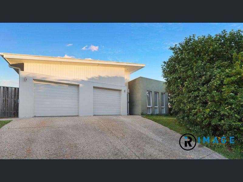 11 Folkes Close, Bellbird Park — photo 1 of 5