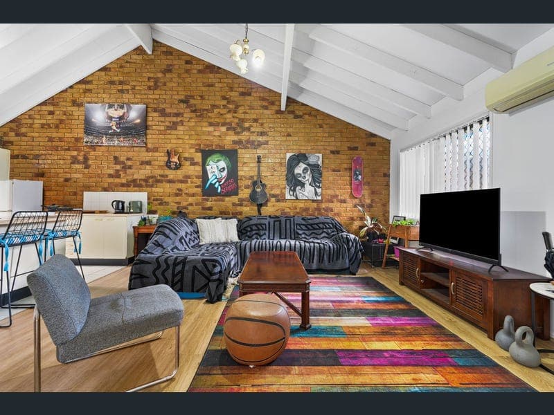 40/129 North Road, Woodridge — photo 1 of 5