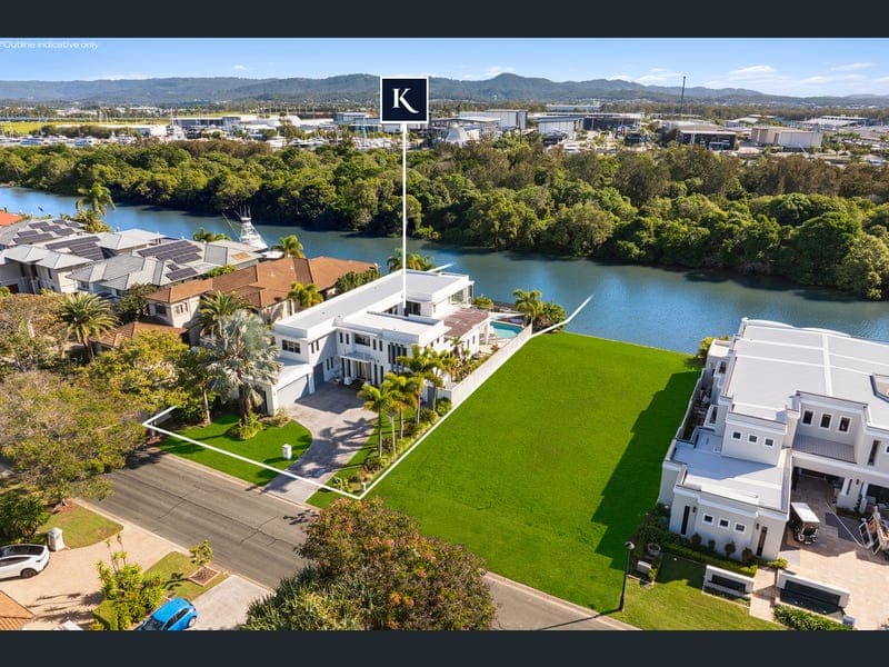 2508 Cressbrook Drive, Hope Island — photo 1 of 5