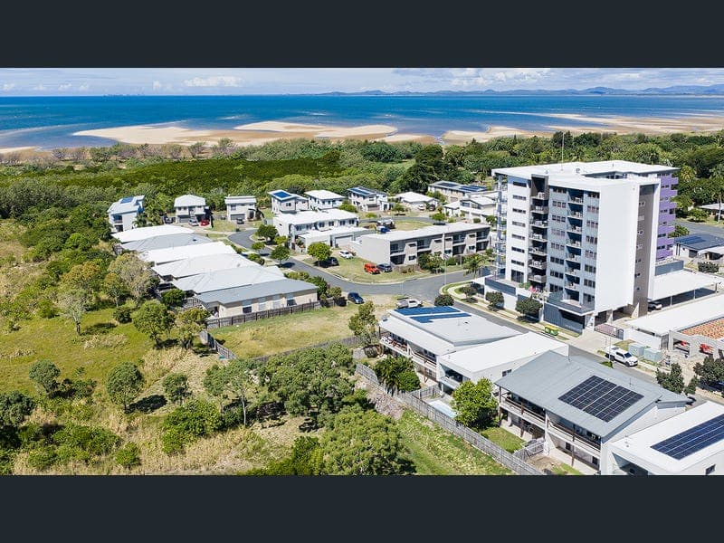 1/21 Willoughby Crescent, East Mackay — photo 1 of 5