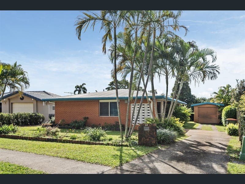 37 Catamaran Street, Manly West — photo 1 of 5