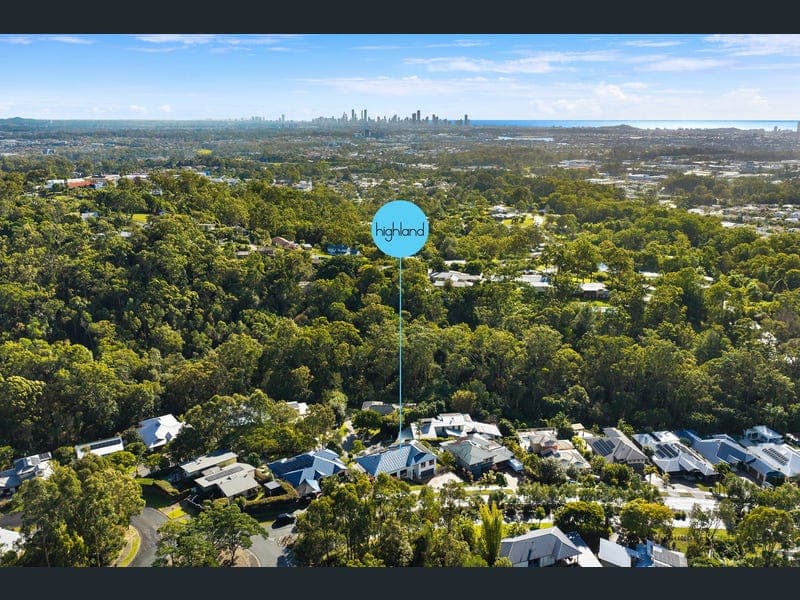 19 Observatory Drive, Reedy Creek — photo 1 of 5