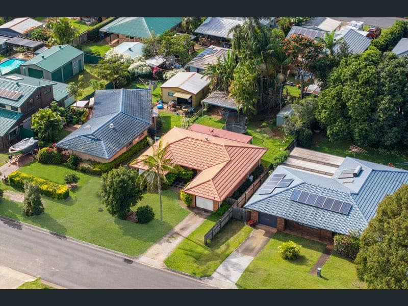 229 James Street, Redland Bay — photo 1 of 5