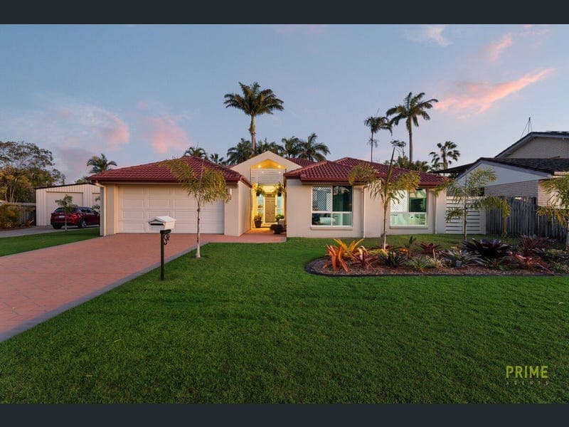 31 Frangipanni Avenue, Kawungan — photo 1 of 5