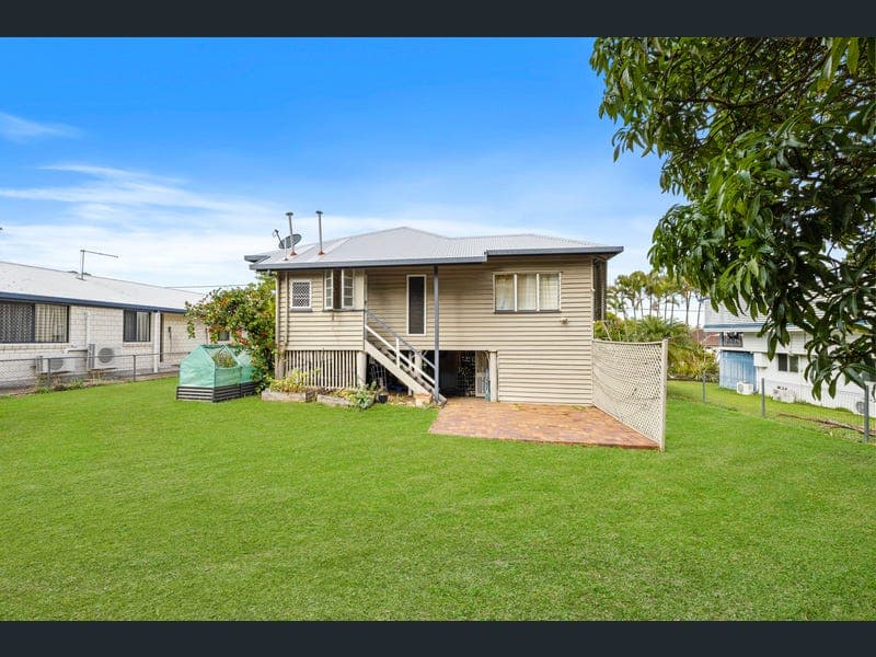 339 Rhodes Street, Koongal — photo 1 of 5