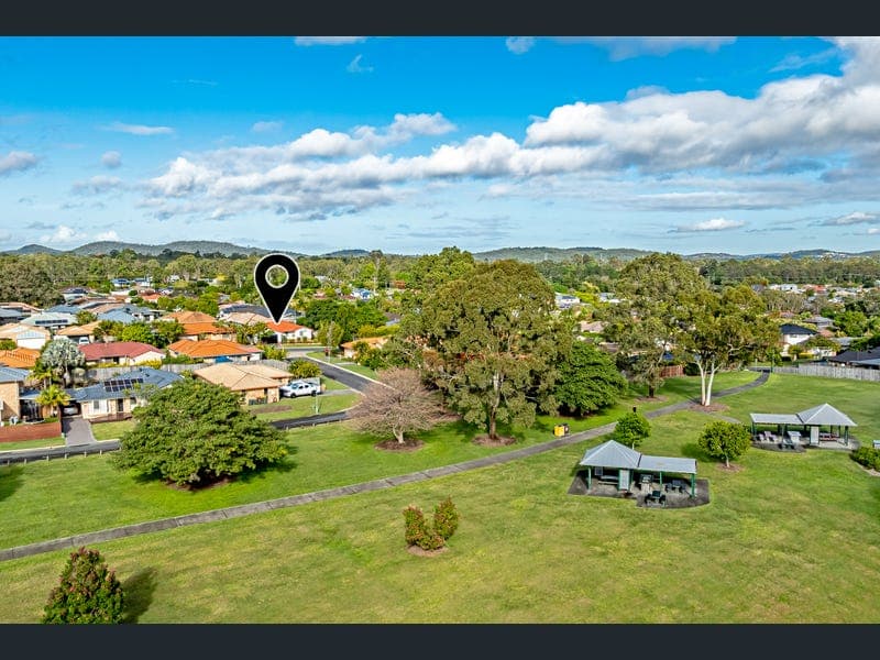 39 Isaacs Way, Wakerley — photo 1 of 5