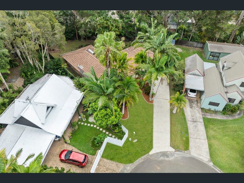 28 Lyndhurst Grove, Tewantin — photo 1 of 5