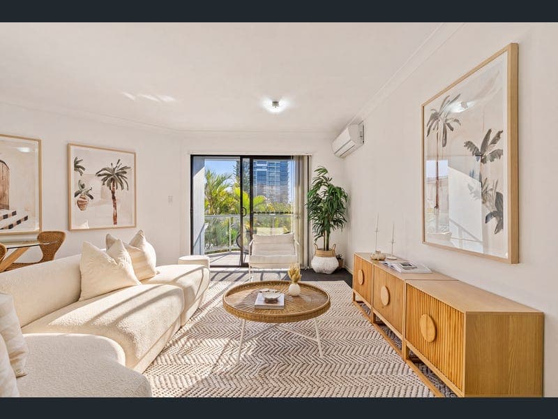 32/6 Fifth Avenue, Burleigh Heads — photo 1 of 5