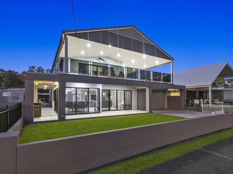 65 Welsby Parade, Bongaree — photo 1 of 5