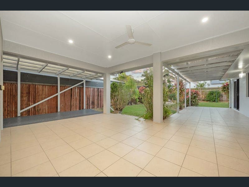 38 Keeper Court, Mount Louisa — photo 1 of 5