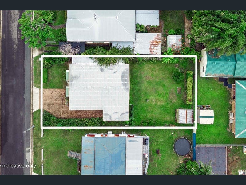 14 Ellis Street, Maryborough — photo 1 of 5
