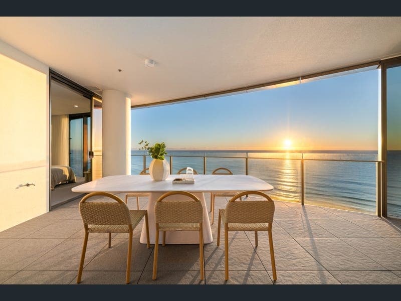 2304/7-9 Northcliffe Terrace, Surfers Paradise — photo 1 of 5