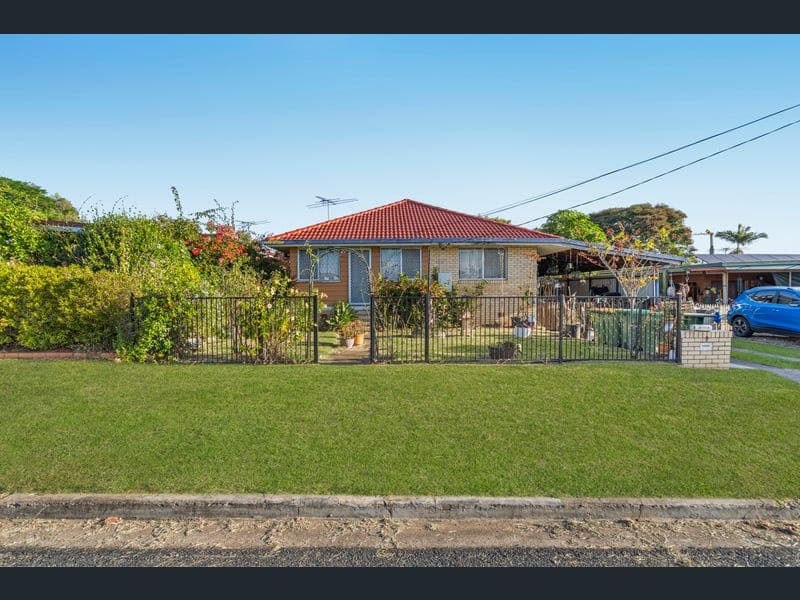 9 Kiah Street, Eastern Heights — photo 1 of 5