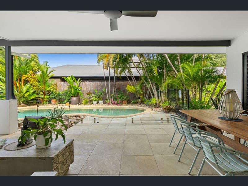 9 Cocus Crescent, Palm Cove — photo 1 of 5