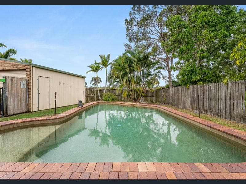 27 Thornbill Drive, Eli Waters — photo 1 of 5