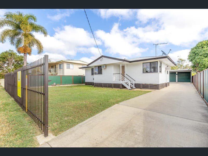 3 Diamond Avenue, Emerald — photo 1 of 5