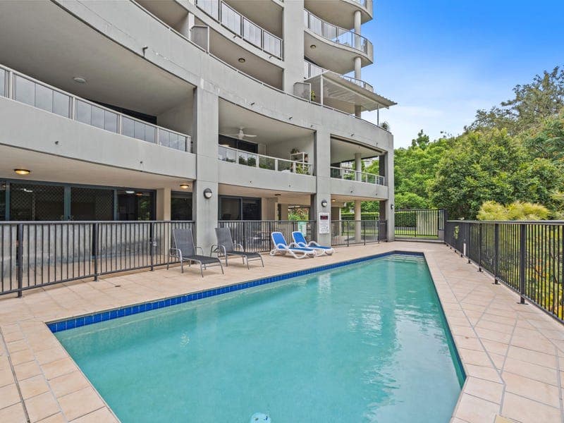 21 Patrick Lane, Toowong — photo 1 of 5