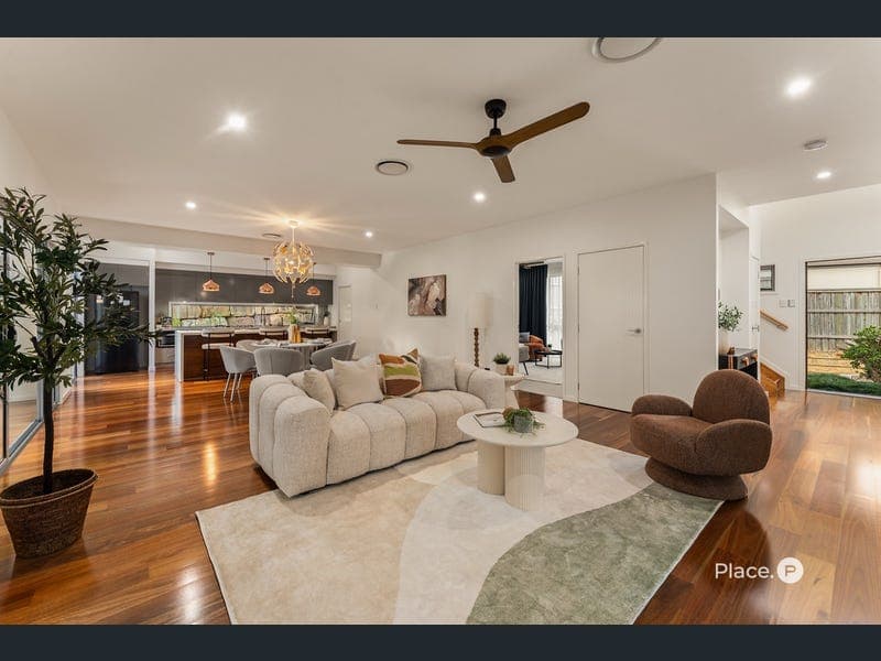 30 Birkenhead Place, Carindale — photo 1 of 5