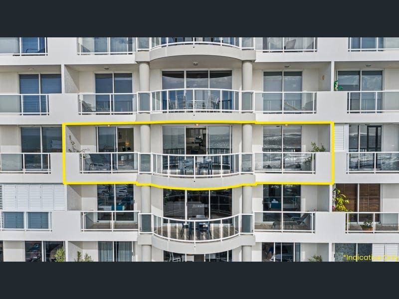 68/1-9 Hughes Avenue, Main Beach — photo 1 of 5