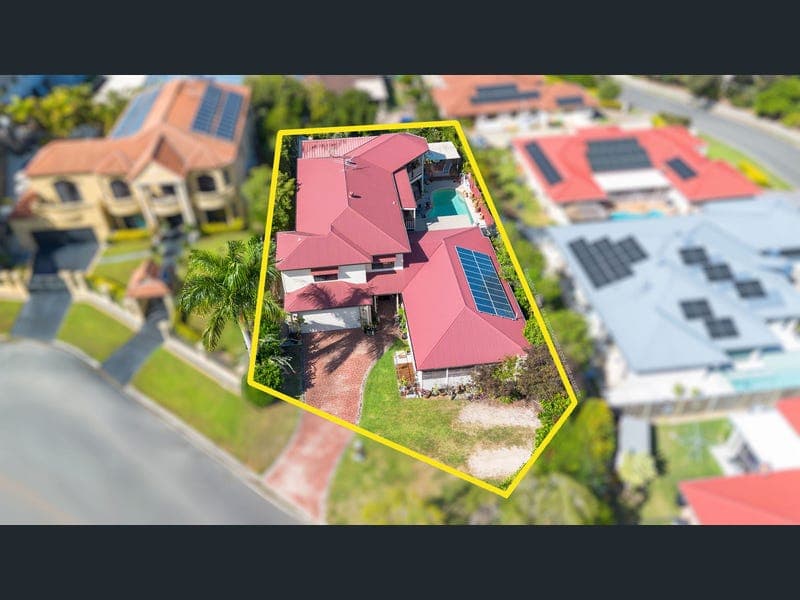 4 Spinel Court, Mango Hill — photo 1 of 5