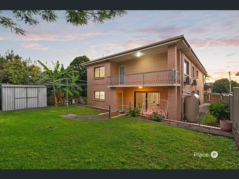 35 Kennedy Terrace, East Brisbane — photo 1 of 5