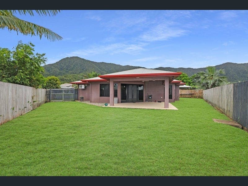 4 Turon Close, Bentley Park — photo 1 of 5