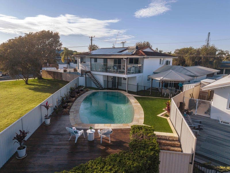 1 Dolphin Court, Palm Beach — photo 1 of 5