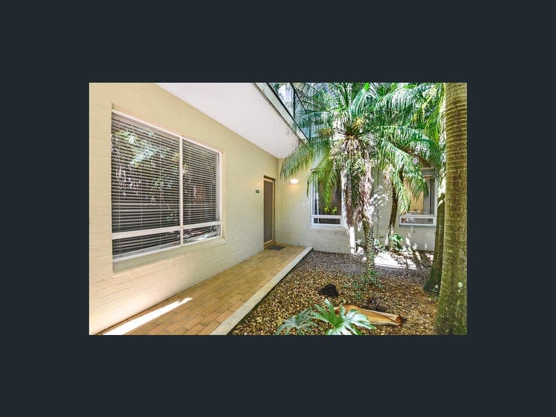 5047 St Andrews Terrace, Hope Island — photo 1 of 5