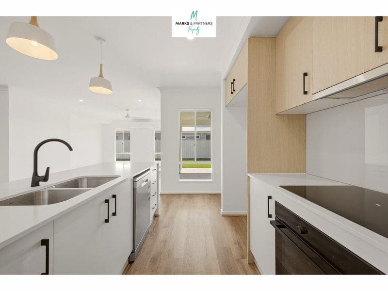 36 Cherry Venture Drive, Eli Waters — photo 1 of 5