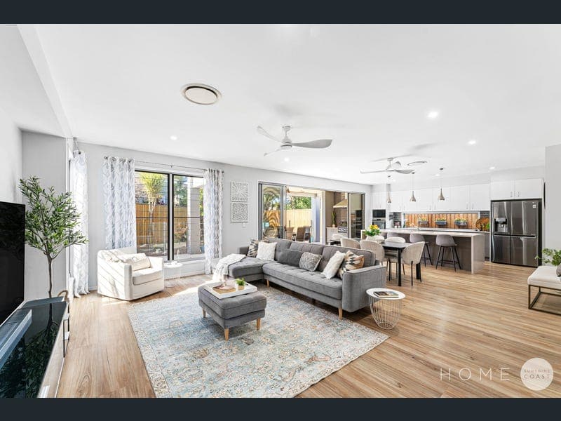 42 Moondarra Crescent, Mooloolaba — photo 1 of 5