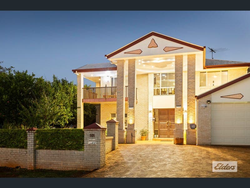 101 School Of Arts Road, Redland Bay — photo 1 of 5