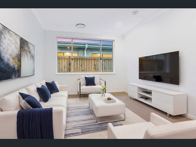 5 Candy Way, Greenbank — photo 1 of 5