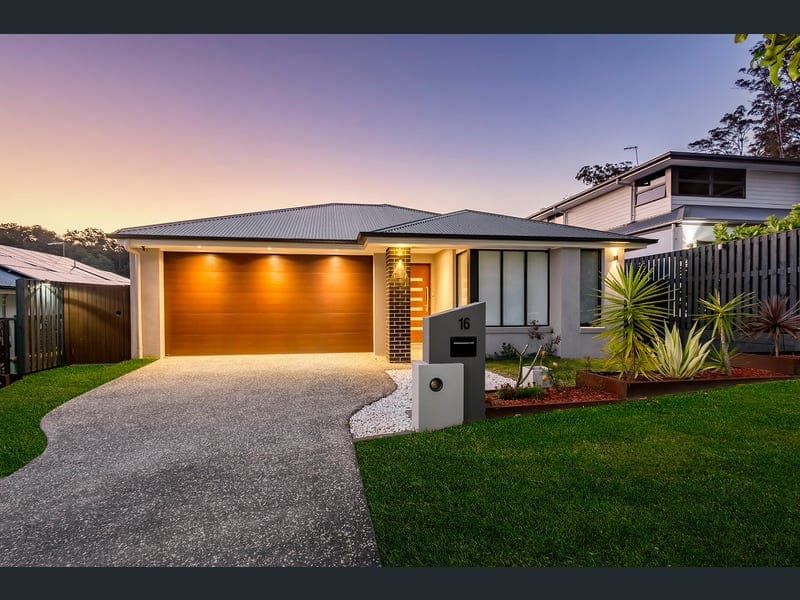 16 Melaleuca Circuit, Maudsland — photo 1 of 5