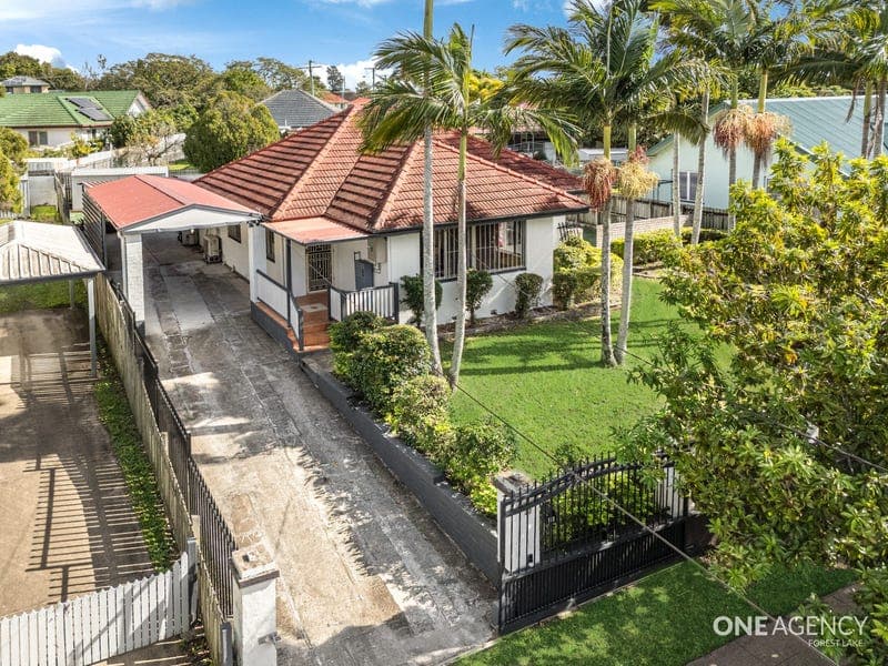 33 Sycamore Street, Inala — photo 1 of 5