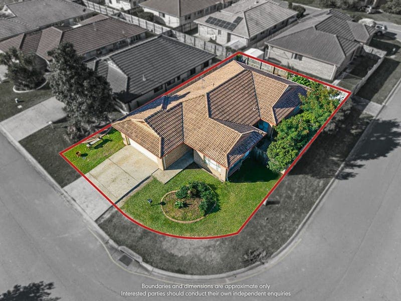 43 Fleet Drive, Kippa-ring — photo 1 of 5