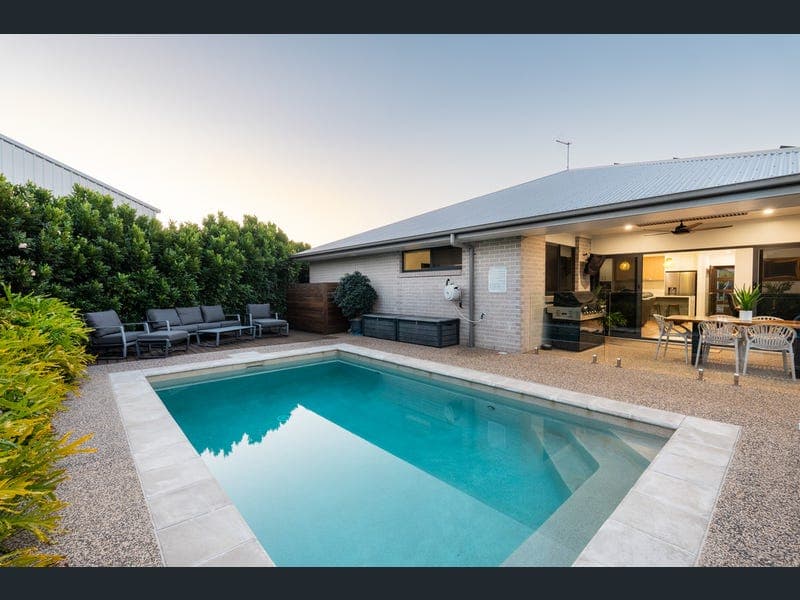 4 Fraser Avenue, Innes Park — photo 1 of 5