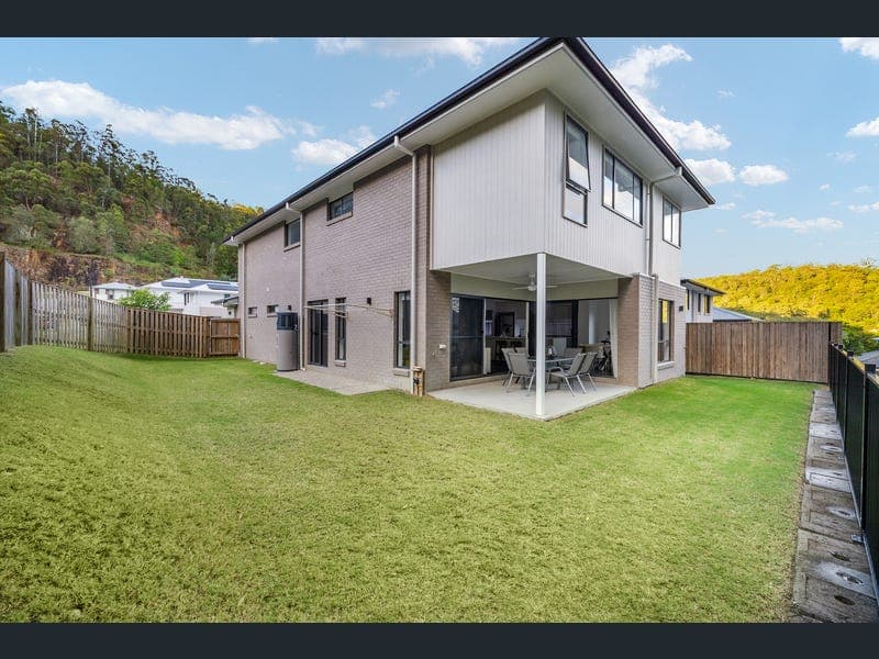 9/7 Eliza Close, The Gap — photo 1 of 5