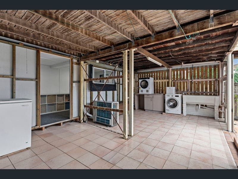 38 Ninth Avenue, Coorparoo — photo 1 of 5
