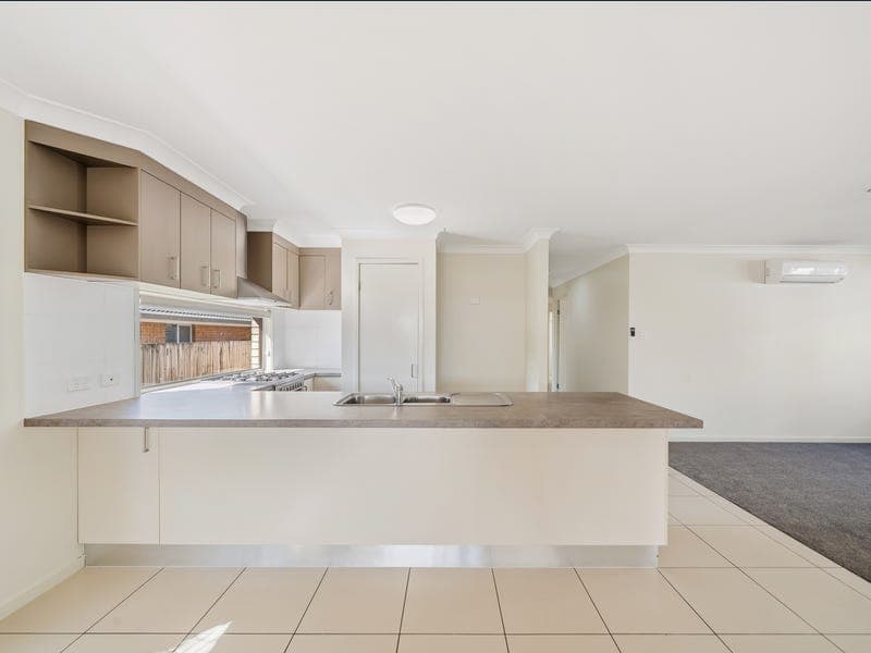 85 Sears Parade, North Lakes — photo 1 of 5