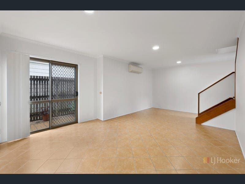 14 Macquarie Street, Mount Pleasant — photo 1 of 5