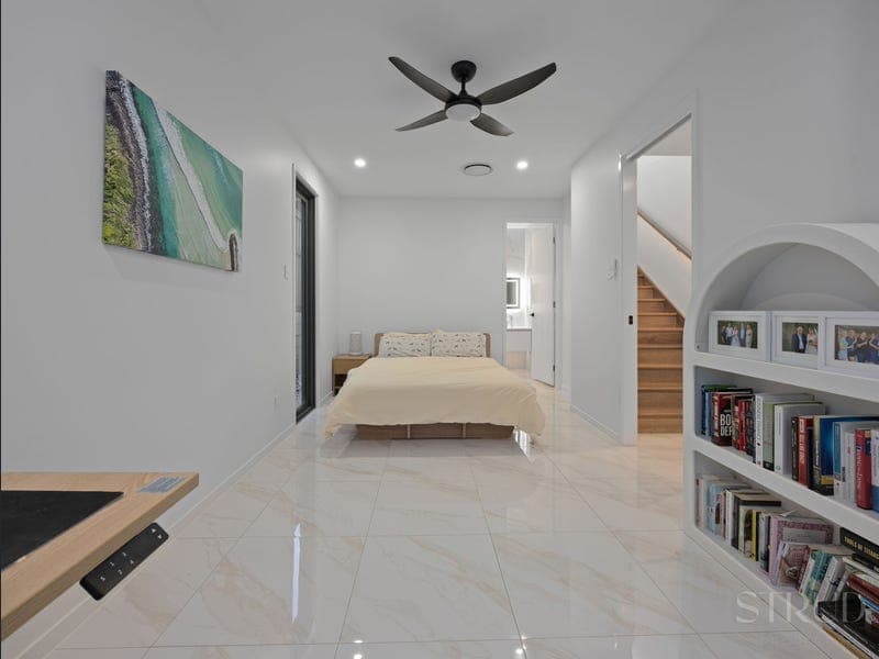 32 Citrus Crescent, Collingwood Park — photo 1 of 5