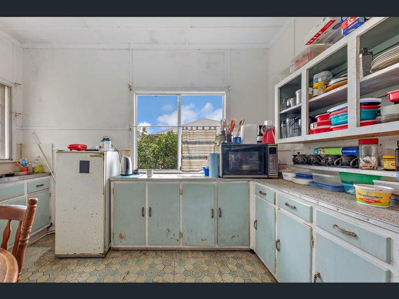 13 Philip Street, Proserpine — photo 1 of 4