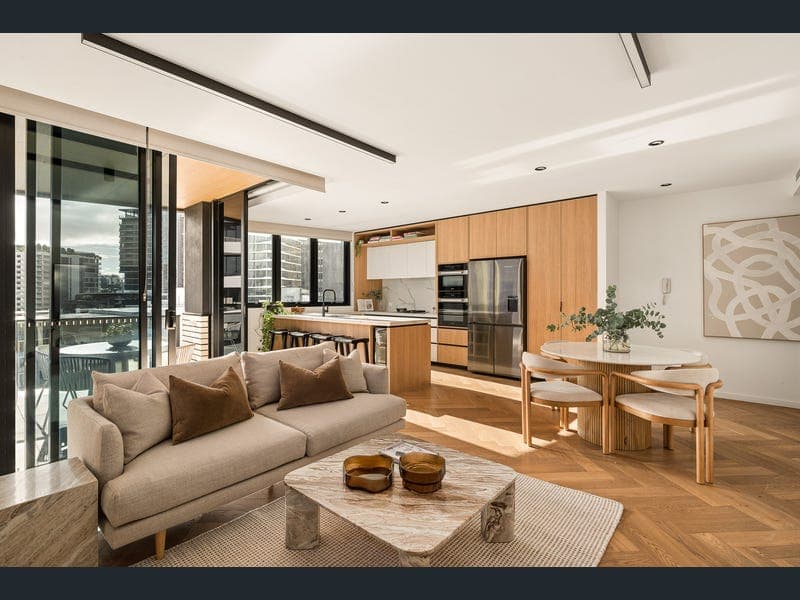 803/31 Wyandra Street, Teneriffe — photo 1 of 5