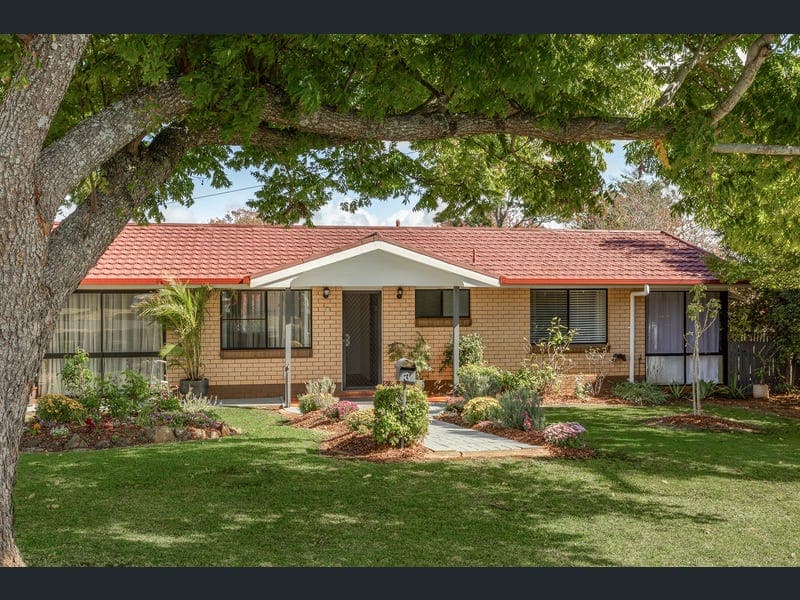 3 Marigold Street, Centenary Heights — photo 1 of 5