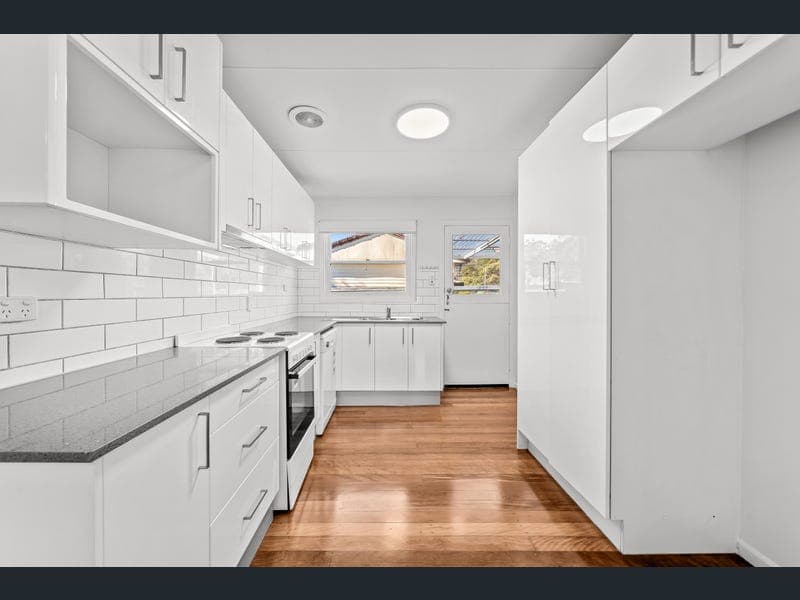 72 Kessels Road, Salisbury — photo 1 of 5